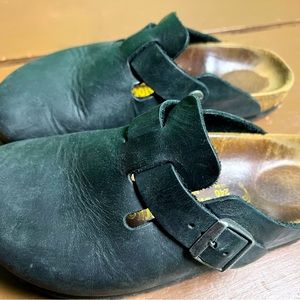 Birkenstock Black Leather Clogs, Size 37 (ladies 7-7.5)